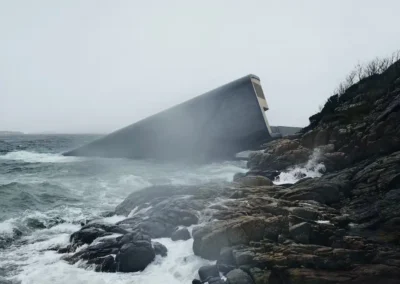 Under sits on the seabed as well as the rocks of the Norwegian coastline